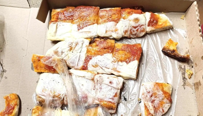 Pizza Express -  Comentario 1 - Montevideo