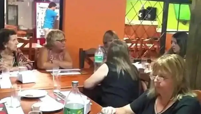 Pizza Luna -  Videos - Minas