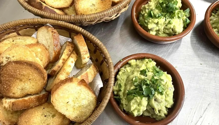 Pizza Sing Karaoke -  Comidas Y Bebidas - Punta del Este