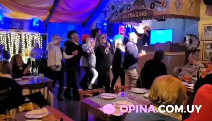 Pizza Sing Karaoke -  Recientes - Punta del Este