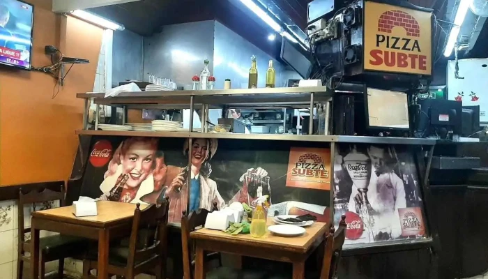 Pizza Subte -  Ambiente - Montevideo