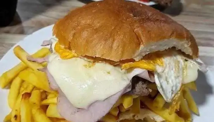 Pizza Y Mas -  Comida Y Bebida - Toledo