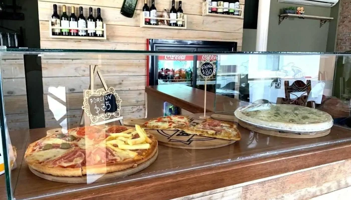 Pizzeria Donatello -  Comida Y Bebida - Carmelo