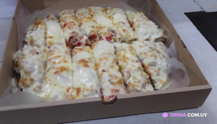 Pizzeria Dos Amigos Comida Y Bebida - Montevideo