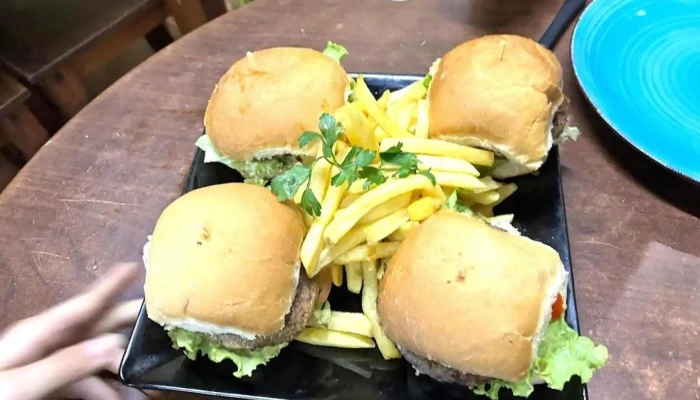 Pizzeria El Gallego -  Comida Y Bebida - Maldonado