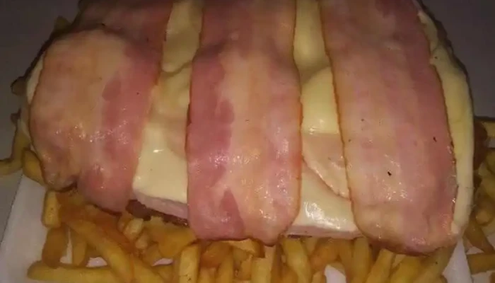 Pizzeria El Maestro Comida Y Bebida - Montevideo