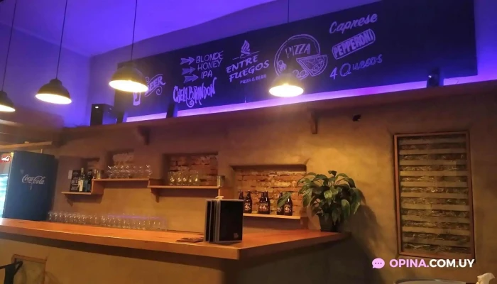 Pizzeria Entre Fuegos -  Ambiente - San José de Mayo