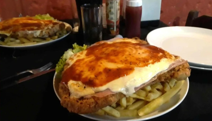 Pizzeria La Cancha -  Comidas Y Bebidas - Montevideo