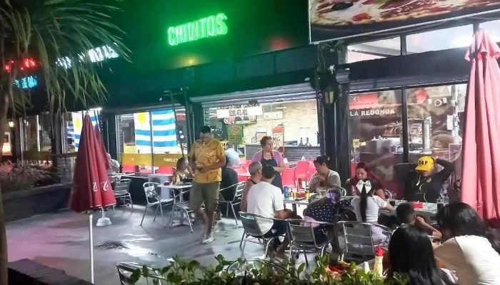 Pizzería La Redonda - Montevideo Pizzería La Redonda - Montevideo