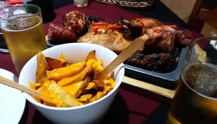 Pizzeria Las 3 Marias Comida Y Bebida - Florencio S&aacute;nchez