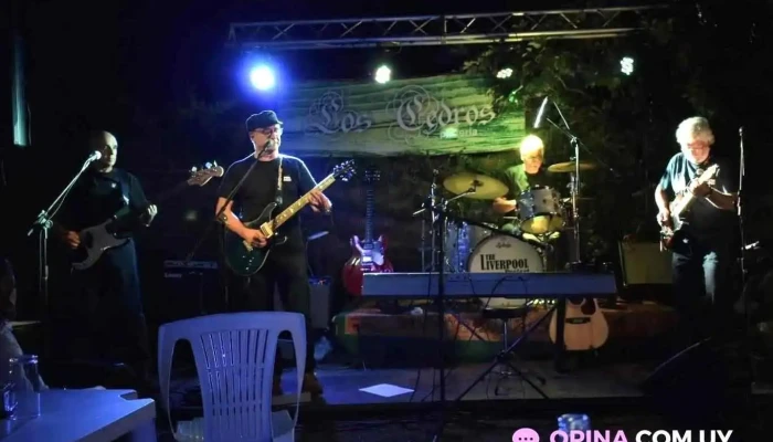 Pizzeria Los Cedros -  Todo - Mercedes