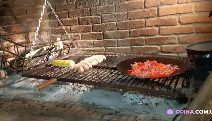 Pizzeria Manuela Comida Y Bebida - Barros Blancos