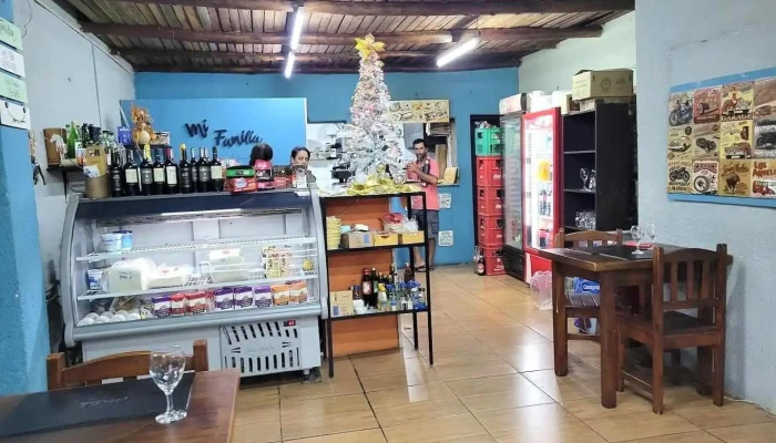 Pizzeria Mi Familia Todas - Solís de Mataojo