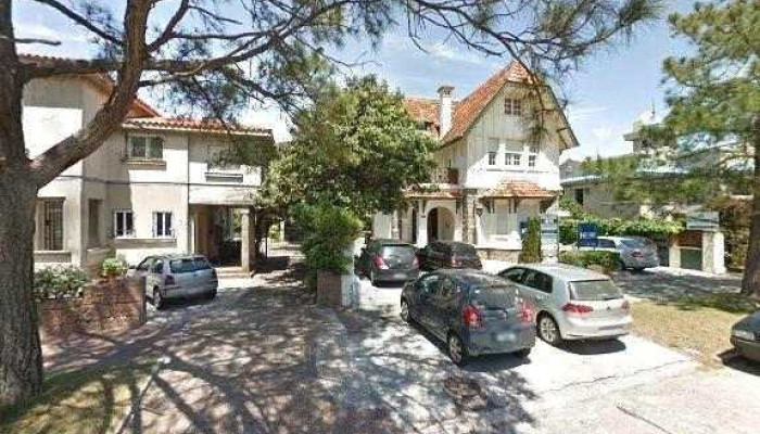 Pizzeria Popular -  Rincon Nuestro Street View Y 360 - Montevideo