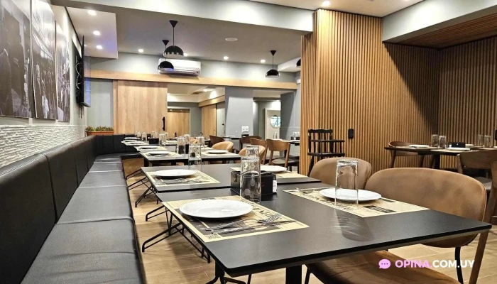 Pizzeria Rodelu Ambiente - Montevideo