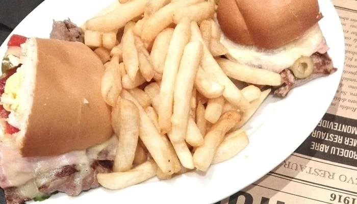 Pizzeria Rodelu Comentario 4 - Montevideo