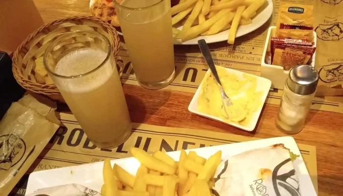 Pizzeria Rodelu Salto Comidas Y Bebidas - Salto