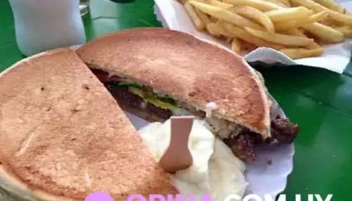 Pizzeria Salmo 23 -  Papas Fritas - Pajas Blancas