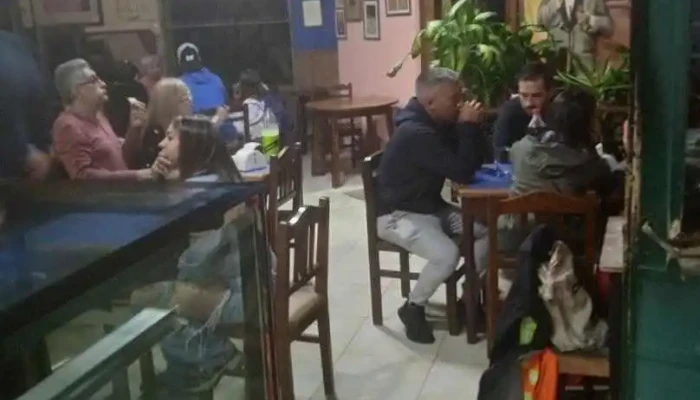 Pizzeria Tango Bar Victoria -  Ambiente - Montevideo