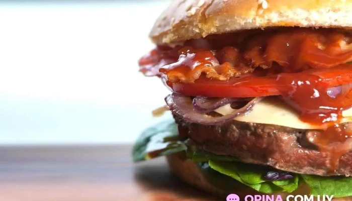 Pizzeria Y Chiviteria La Familiar Mercedes Comidas Y Bebidas - Mercedes