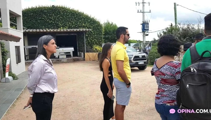 Pizzorno Lodge Wine Videos - Montevideo