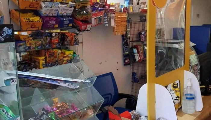 Plan B -  Interior - Migues