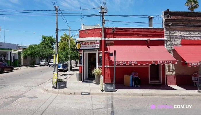 Restaurante Platos Rotos - Paysandú Restaurante Platos Rotos - Paysandú