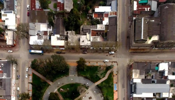 Plaza Artigas -  Comentario 10 - Castillos