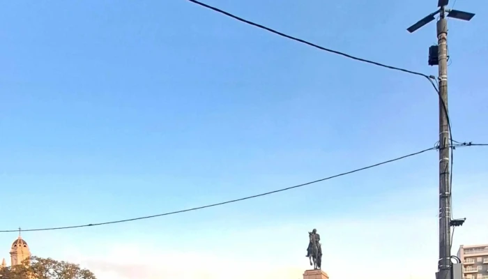 Plaza Artigas -  Comentario 2 - Salto