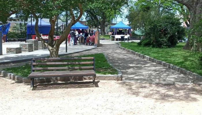 Plaza Artigas -  Comentario 6 - Castillos