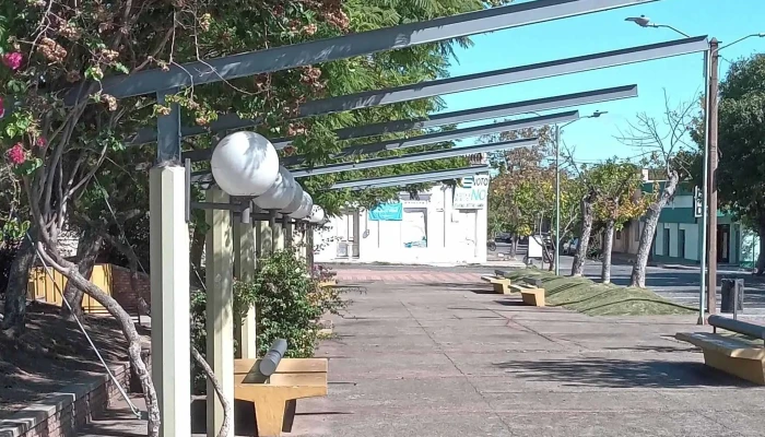 Plaza Artigas Mercedes -  Comentario 2 - Mercedes