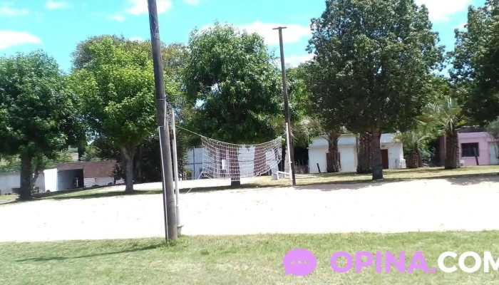 Plaza de Deportes Prof. Roberto Rosso - 70300 Nueva Helvecia