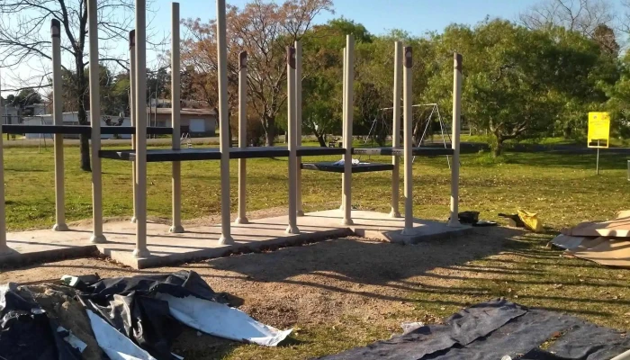 Plaza De Los Vascos -  Comentario 4 - Nueva Helvecia