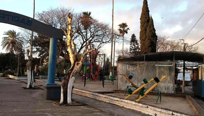 Plaza General Artigas -  Comentario 3 - Rio Branco