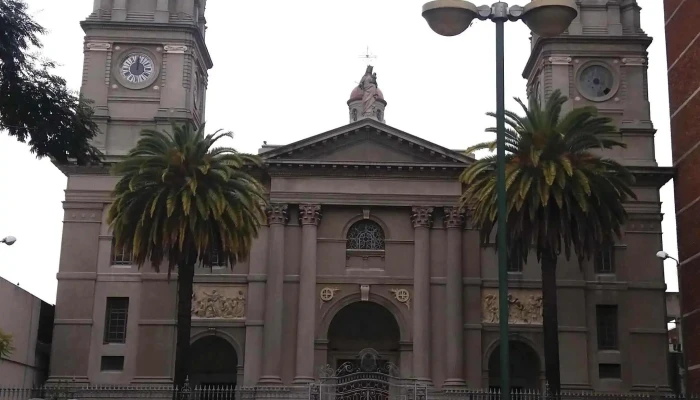 Plaza Independencia -  Comentario 3 - Mercedes