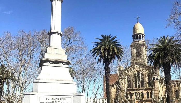 Plaza Independencia -  Comentario 9 - Durazno