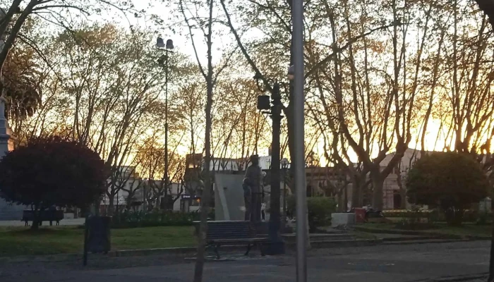 Plaza Sarandi -  Telefono - Durazno