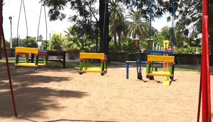 Plaza Zorrilla De San Martin Comentario 2 - San Jos&eacute; de Mayo