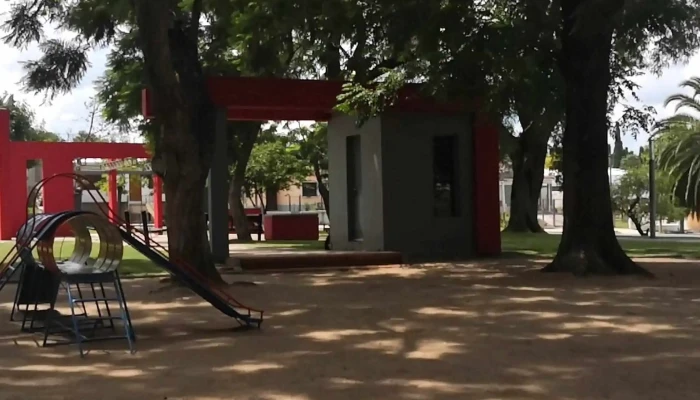 Plaza Zorrilla De San Martin Comentario 4 - San Jos&eacute; de Mayo