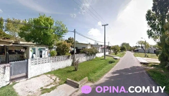 Policlínica Barrio Nuevo Amanecer - 12800 Montevideo