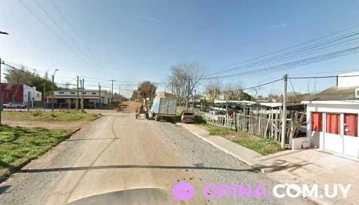 Policlinica La Floresta - Ejido De Treinta Y Tres