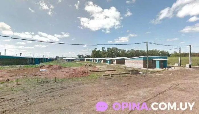 Policlinica Santa Teresita - 75200 Cardona