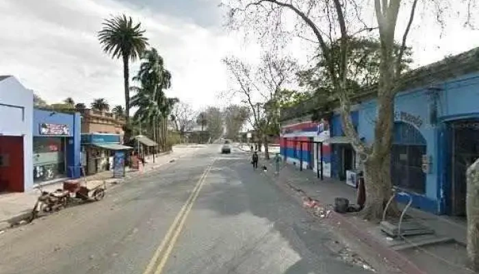 Polleria Pollomax Street View Y 360 - Montevideo