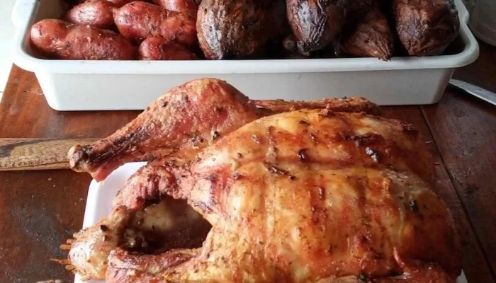 Pollos Al Spiedo Luquitas -  Todas - Artigas