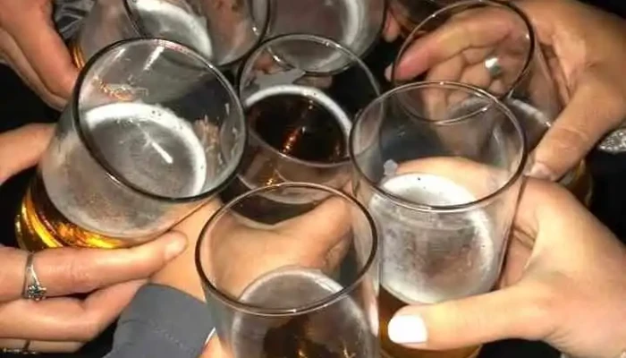 Pool Y Bar Urbanos Comidas Y Bebidas - Durazno