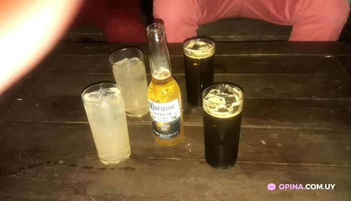 Porfiado Bar -  Comidas Y Bebidas - Treinta y Tres