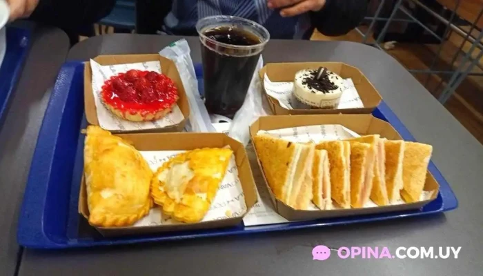 Porto Vanila -  Comida Y Bebida - Montevideo