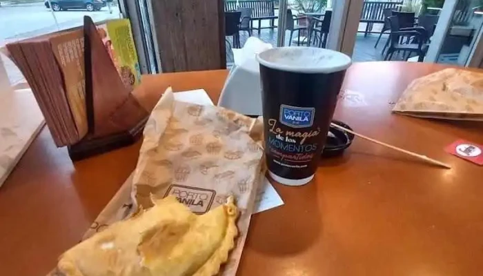 Porto Vanila Express Bolivia -  Comida Y Bebida - Montevideo