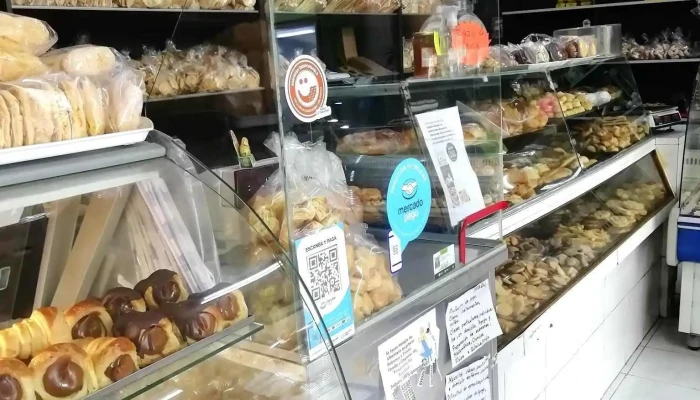 Posadas Park -  Vitrina - Montevideo