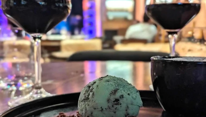 Provence Wine Spirits Bar Comidas Y Bebidas - Punta del Este